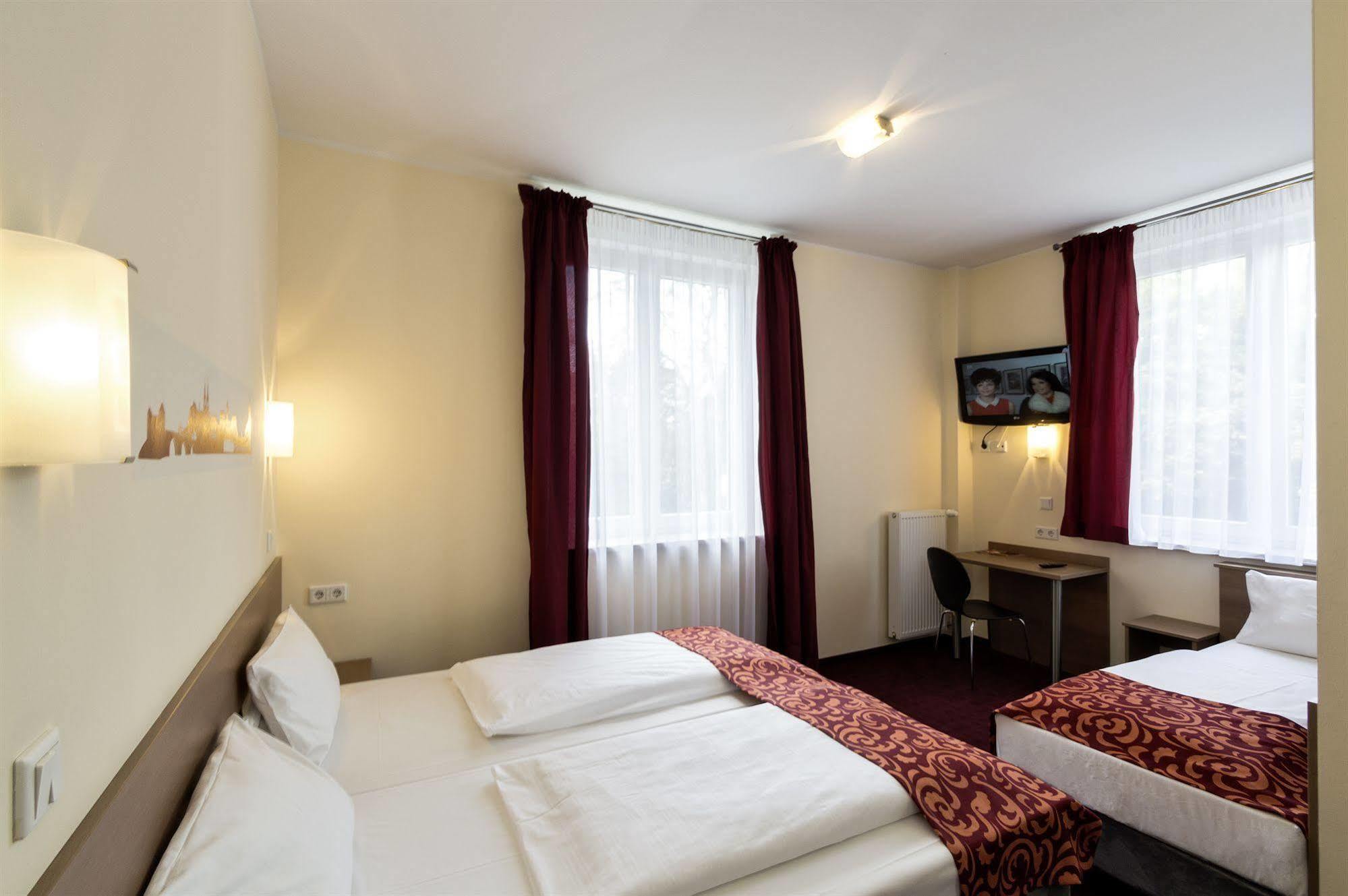 Dream Inn Hotel Regensburg Ost Dış mekan fotoğraf