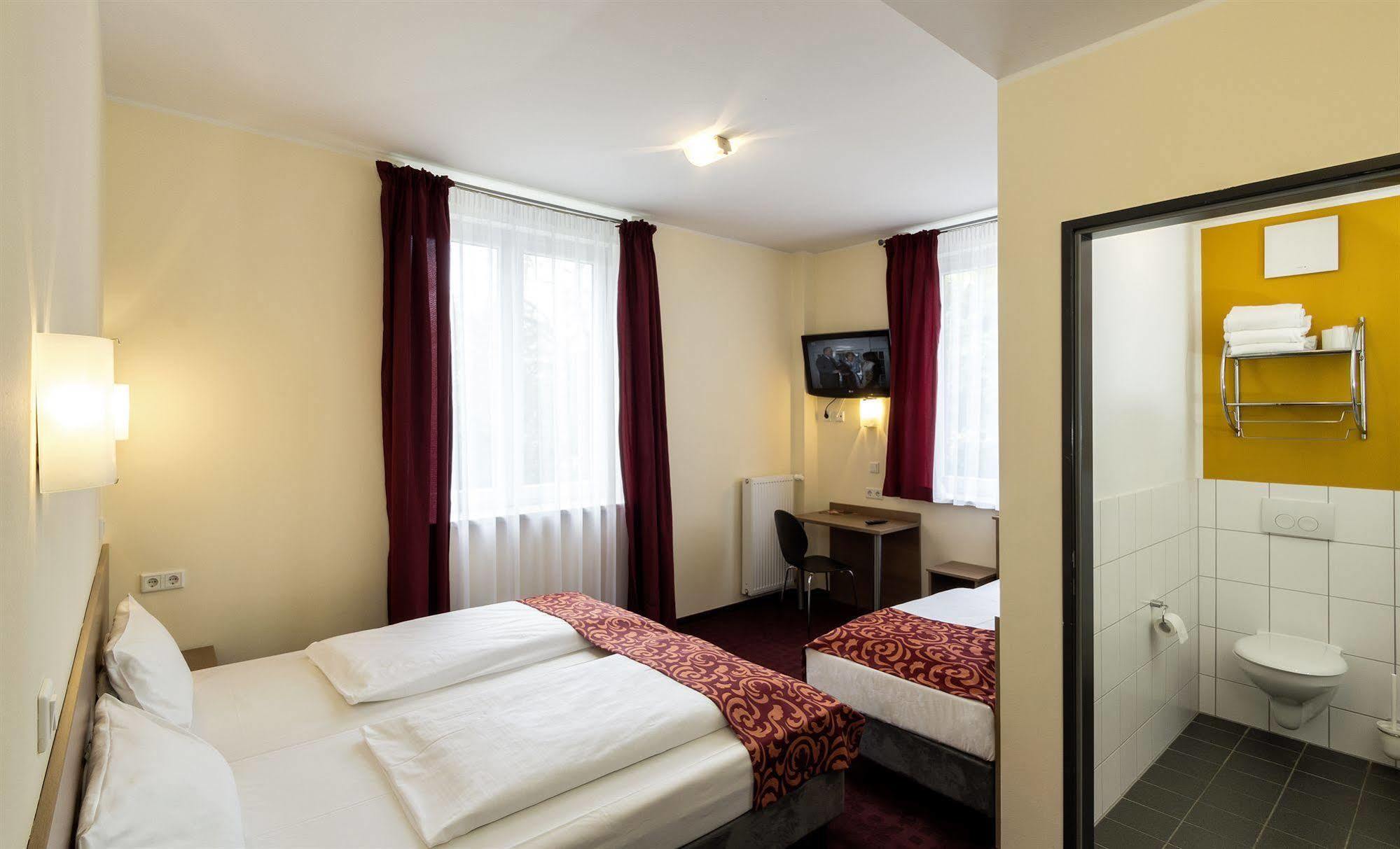 Dream Inn Hotel Regensburg Ost Dış mekan fotoğraf